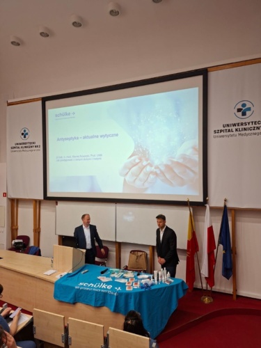 Prof. Maciej Nowacki i mgr Małgorzata Tomaszewska w gronie prelegentów prestiżowych konferencji